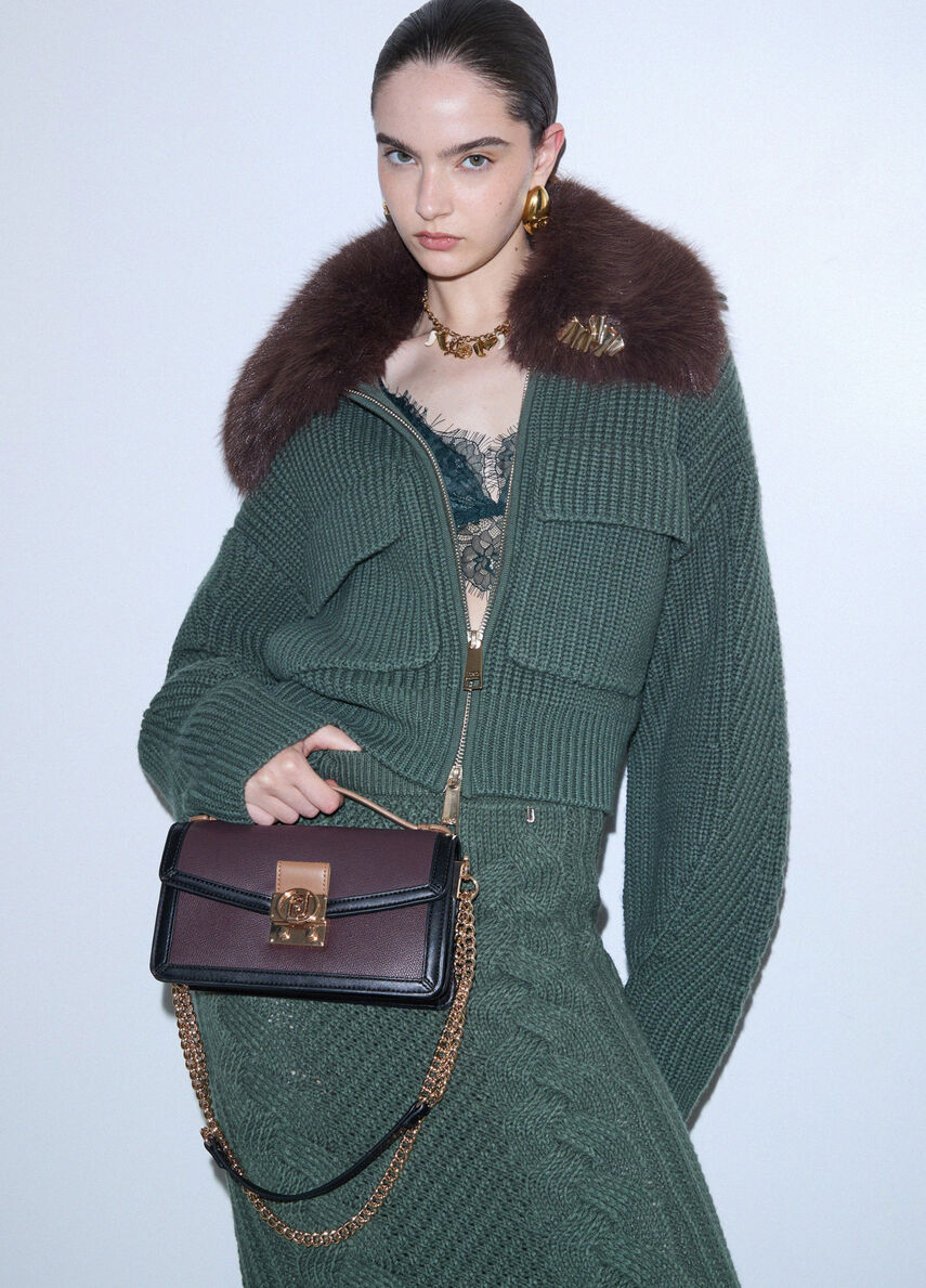 Crossbody bag